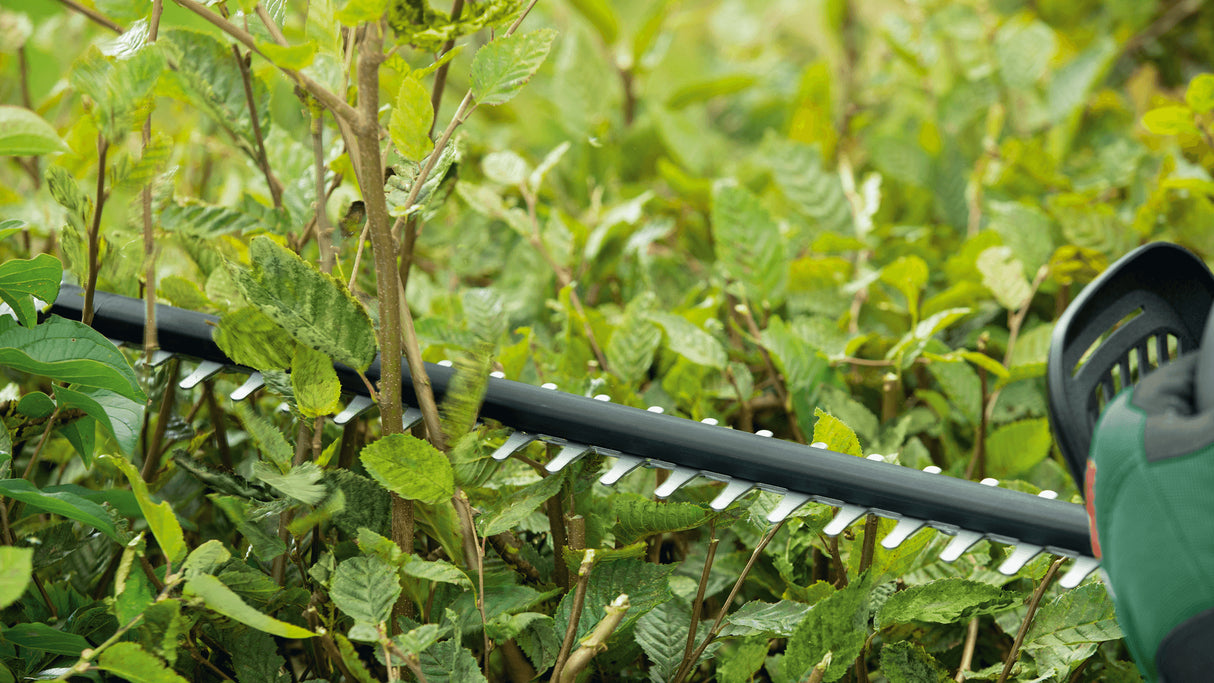 Bosch UniversalHedgeCut 18V-50 Hæktrimmer Elektrisk 2800spm 50cm Klingelængde