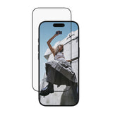 PanzerGlass SAFE. by ® Skærmbeskyttelse m. Sort Ramme iPhone 17 | 16 Pro | Ultra-Wide Fit m. EasyAligner