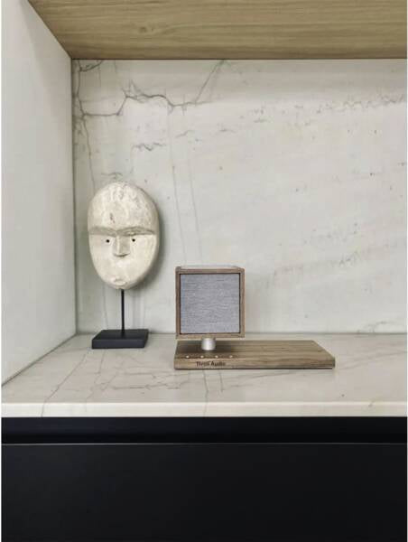 Tivoli Audio Revive bluetooth højttaler walnut/grey