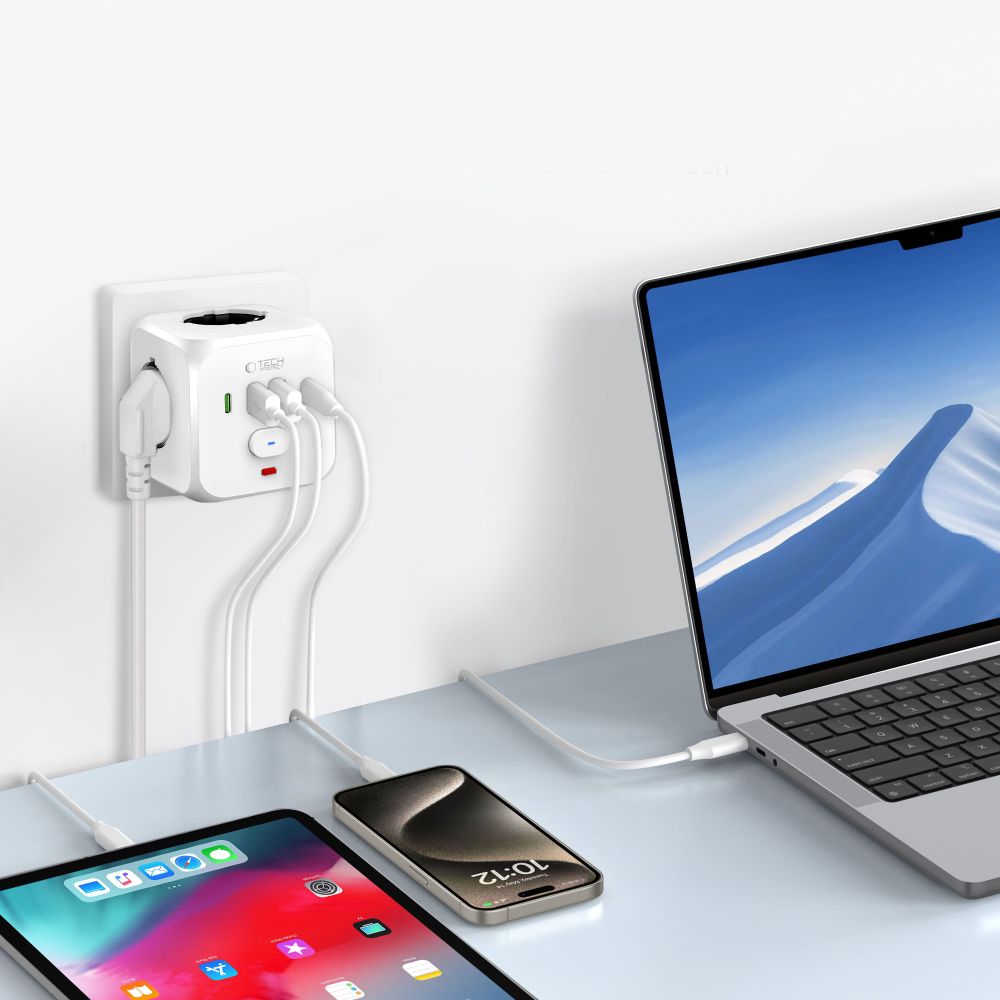 Tech Protect Pcl3 X4 Strømstikkontakt 2 Usb & 2 Type C & 3 Stikkontakt Hvid