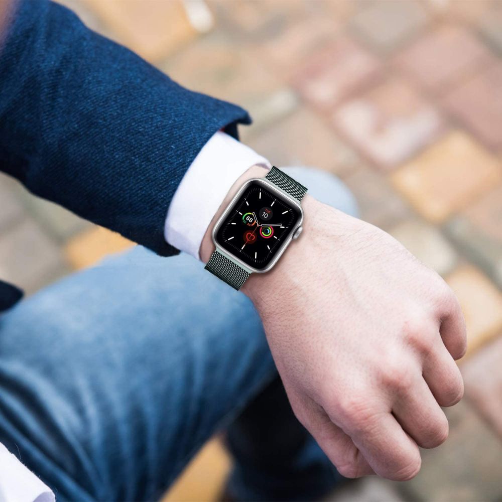 Tech Protect Milaneseband Til Apple Watch 8 / 9 / 10 / 11 / 12 / Se (40 / 41 / 42 Mm) Roséguld