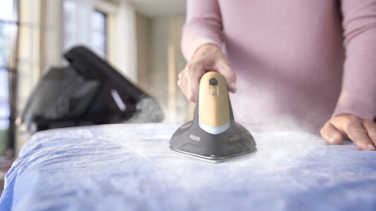 Philips PSG8130/80 Dampstrygning station 2700 W 1,8 L SteamGlide Elite-strygesål Sort, Guld