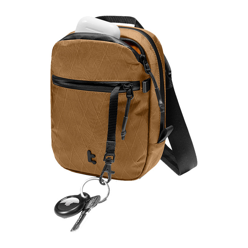 TOMTOC Aviator-T37 rejsepose med skulderrem X-Pac 1.3L (brun)