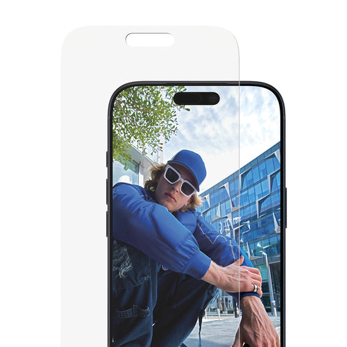 PanzerGlass ® Skærmbeskyttelse iPhone 17 Pro Max | Classic Fit m. EasyAligner