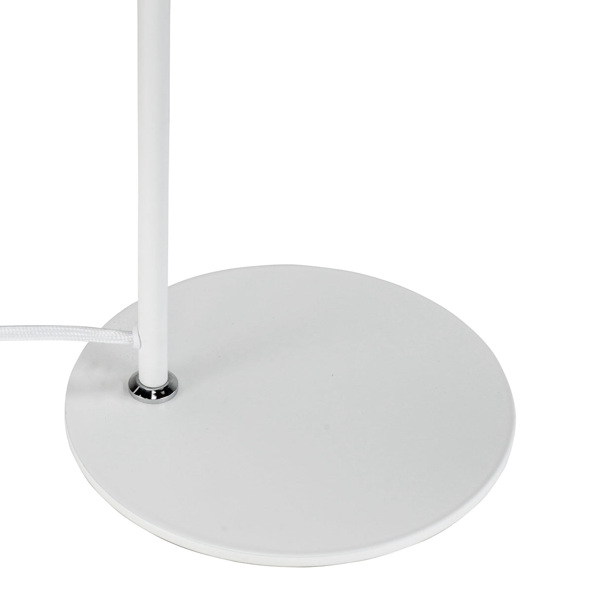Dyberg Larsen Cale mat hvid bordlampe
