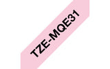 Brother TZEMQE31 etiketbånd Sort på pink TZe