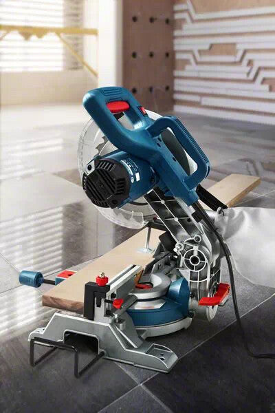 Bosch GCM 216 4800 rpm 1300 W
