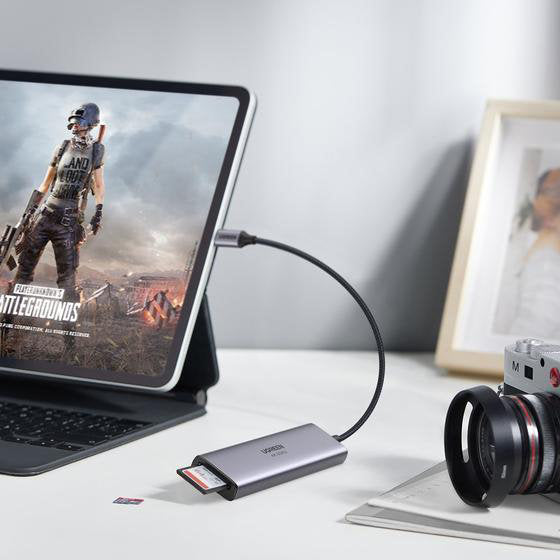 Ugreen multifunktionelle HUB USB Type C - 3x USB 3.2 Gen 1 / HDMI 4K 60Hz / SD og TF-kortlæser grå (60383 CM511)