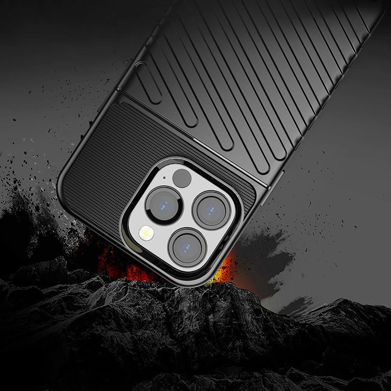 Thunder Case Flexible Tough Rugged Cover TPU Case til iPhone 13 Pro grøn