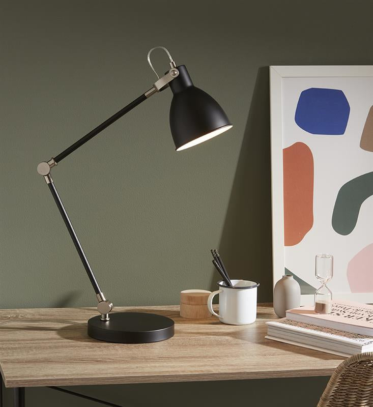 Markslöjd House sort/stål skrivebordslampe