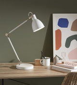 Markslöjd House hvid/stål skrivebordslampe