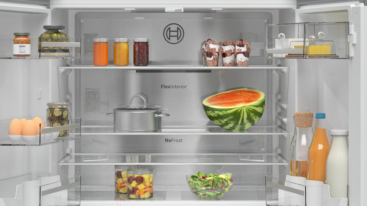 Bosch Serie 6 KFN96AXEA side-by-side køle-fryseskab Fritstående 605 L Sort