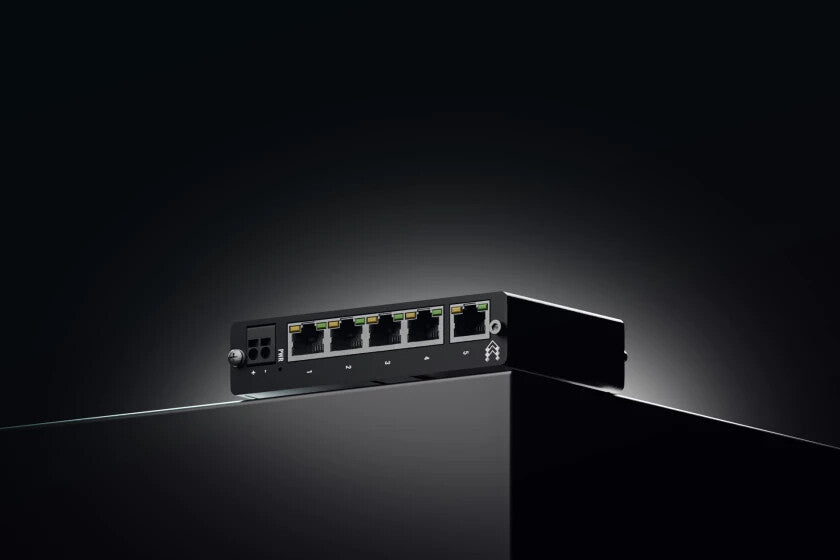 Teltonika TSW114000000 netværksswitch Ikke administreret Gigabit Ethernet (10/100/1000) Sort