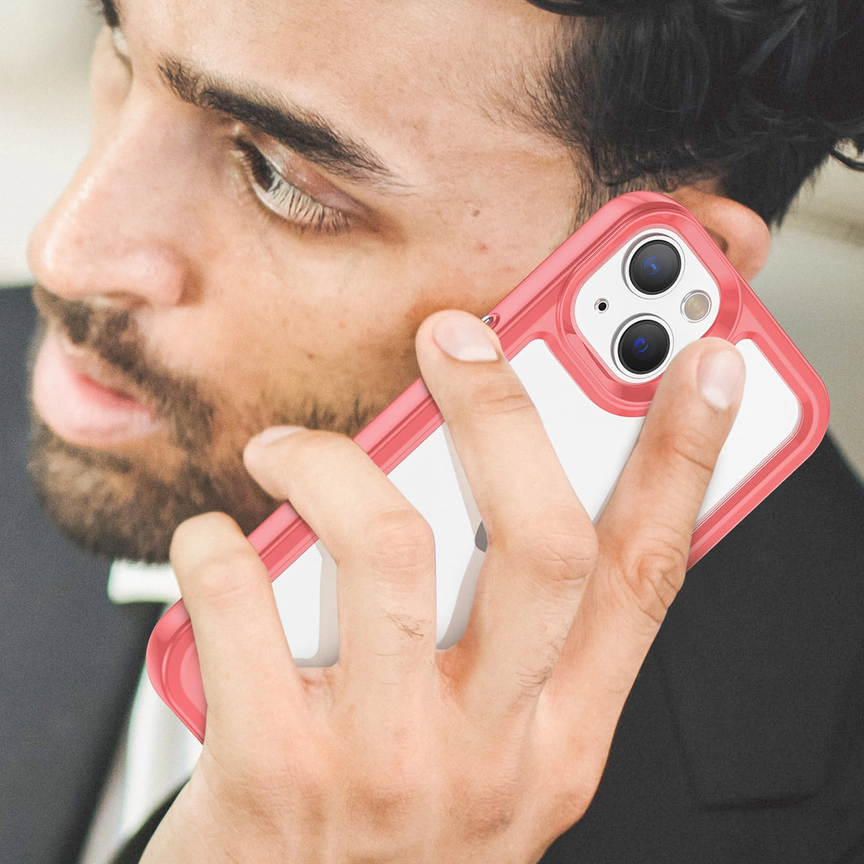 Outer Space Case iPhone 14 hardcover med en gel ramme rød