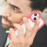 Outer Space Case iPhone 14 hardcover med en gel ramme rød