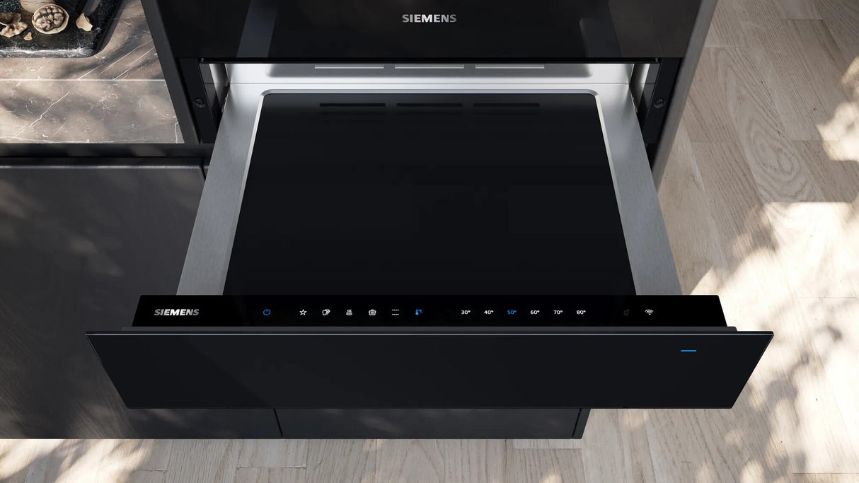 Siemens iQ700 BI710C1B1 varmeskuffe og -skab 20 L 12 kuverter 820 W Rustfrit stål