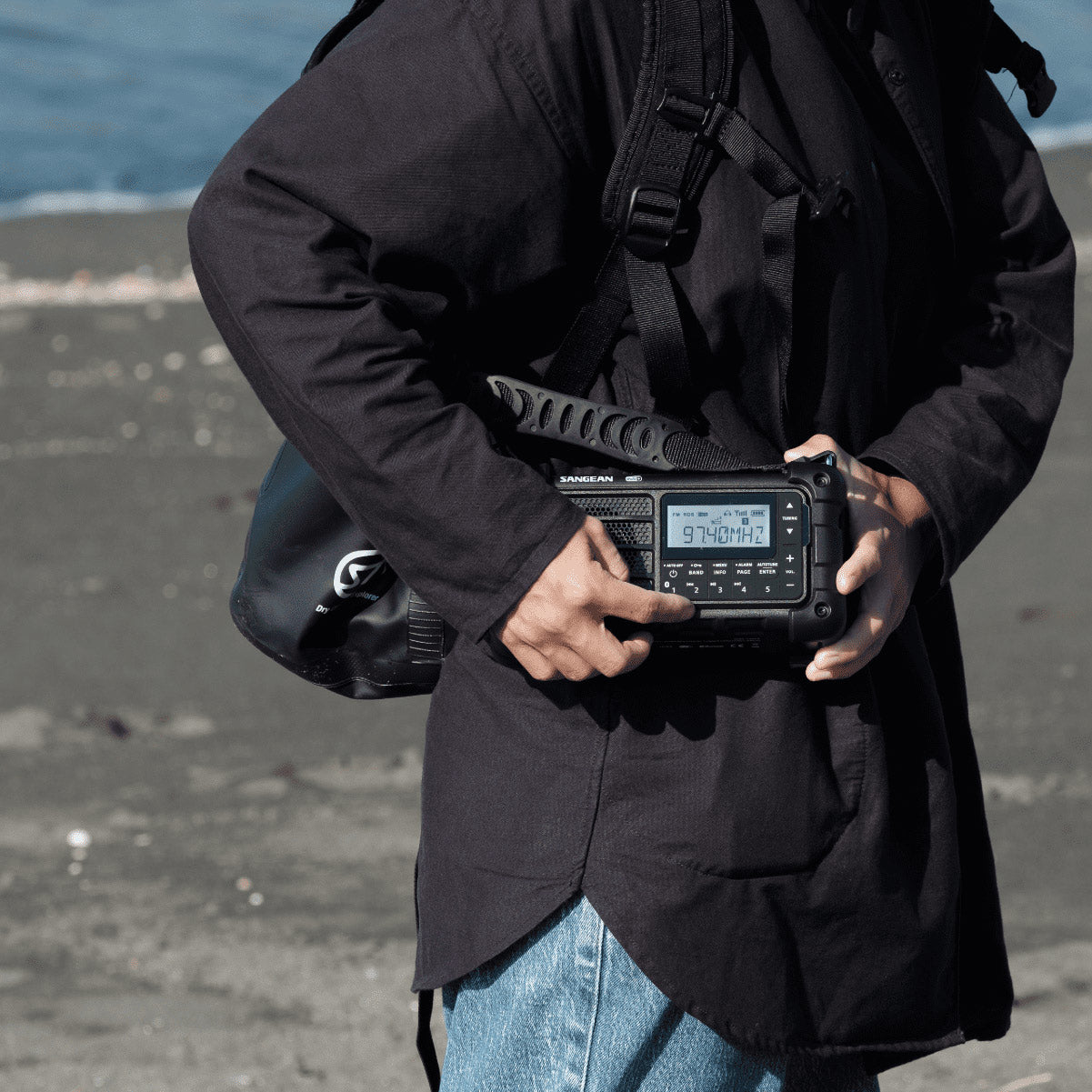 Sangean MMR-99 DAB multi-powered radio sort