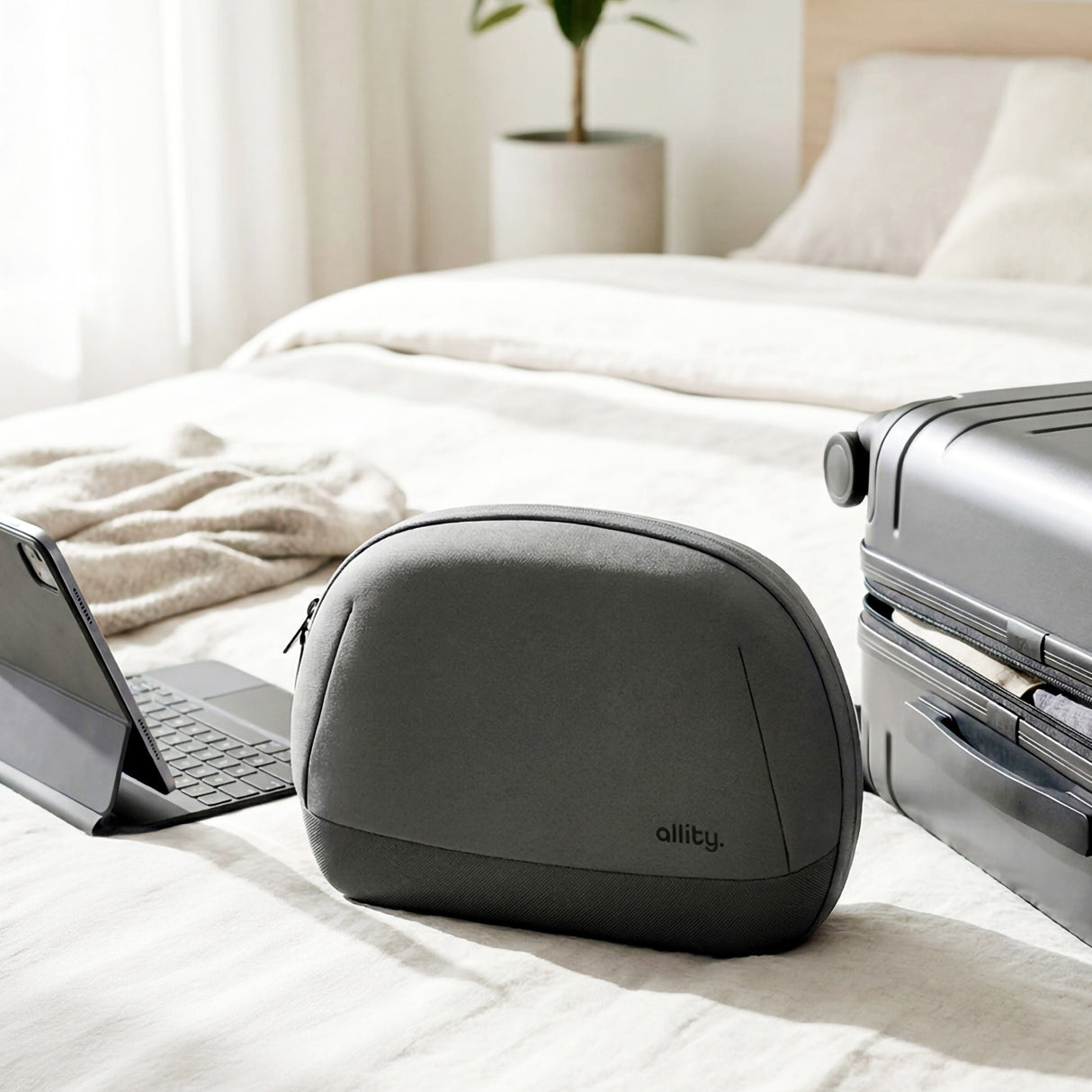 Allity Universal 6in1 Travel Organizer with 6 storage compartments