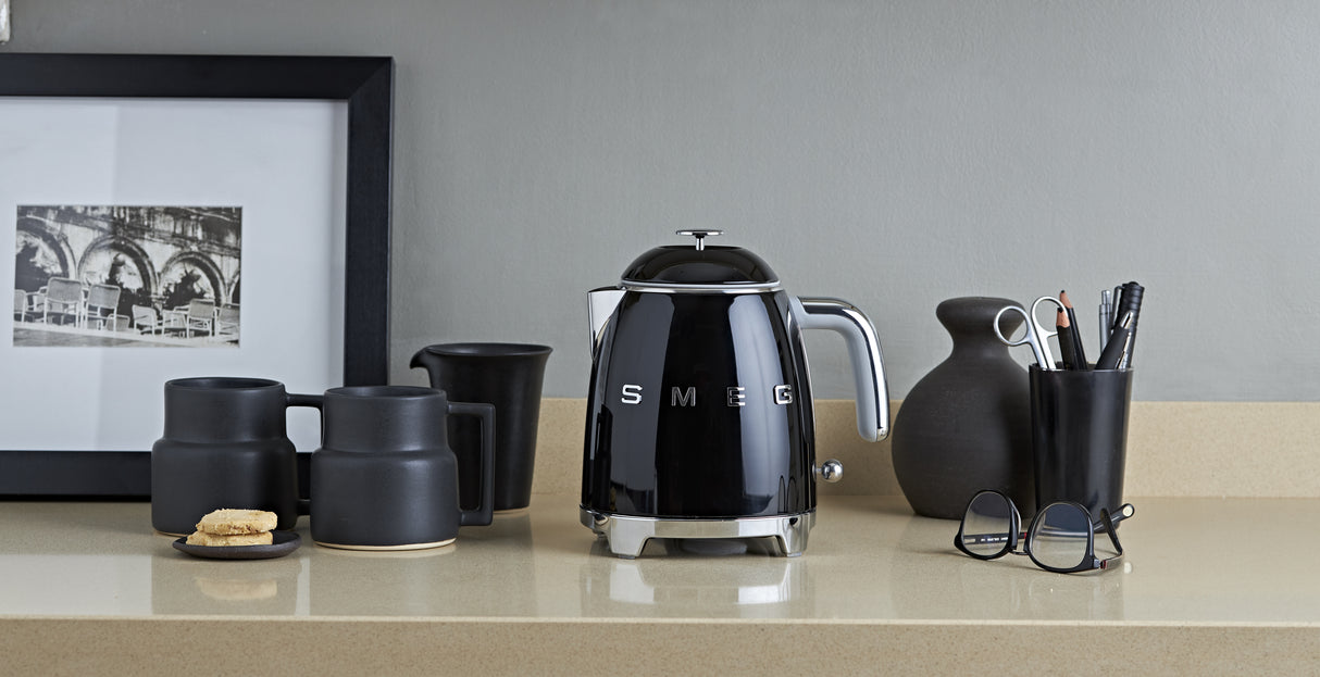 Smeg KLF05BLEU elkande sort
