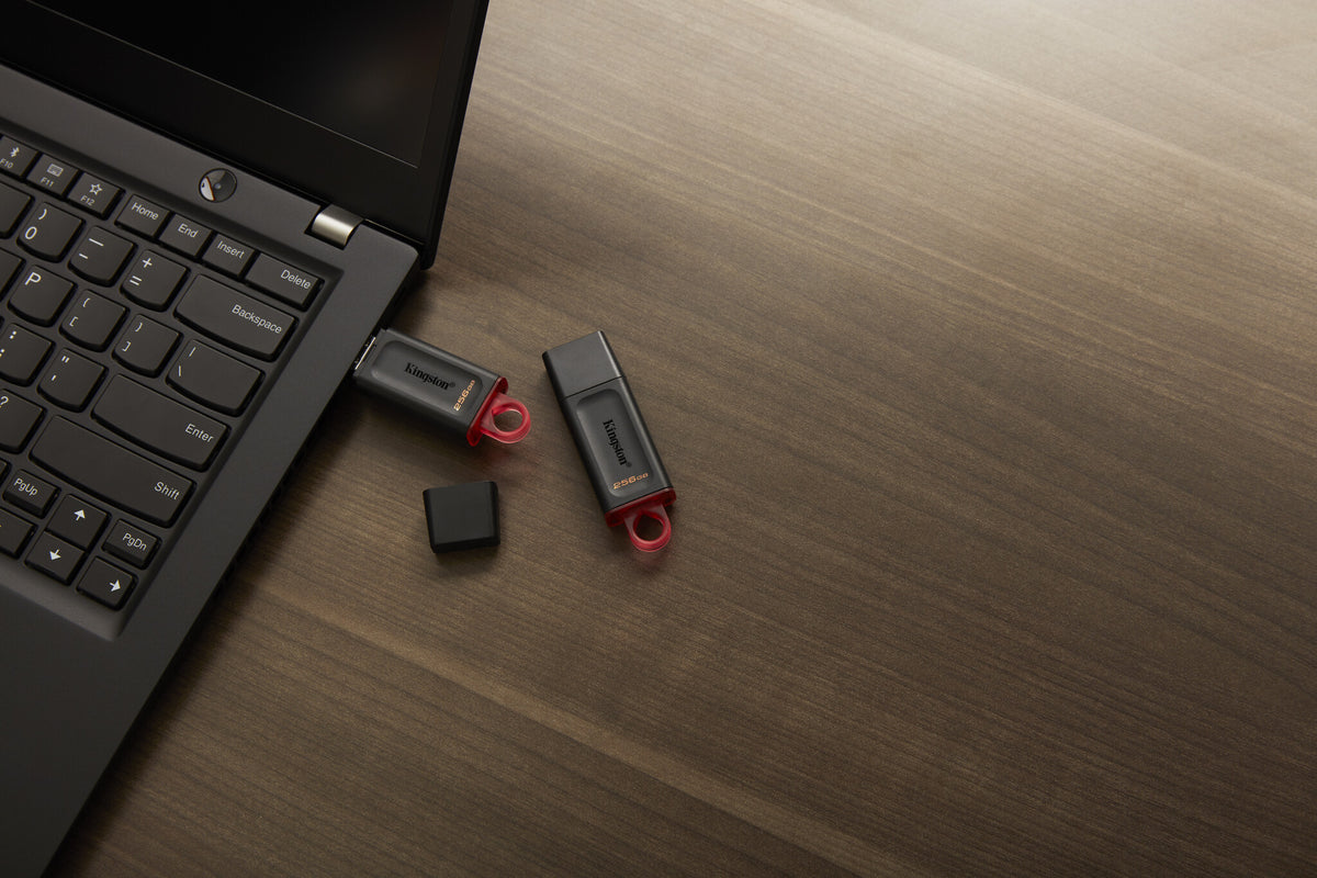 Kingston Technology DataTraveler Exodia - USB 3.2 Flash Drive
