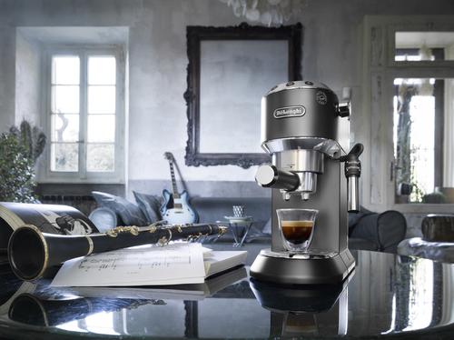 De’Longhi Dedica Style EC 685.BK Semi-auto Espresso machine 1.1 L
