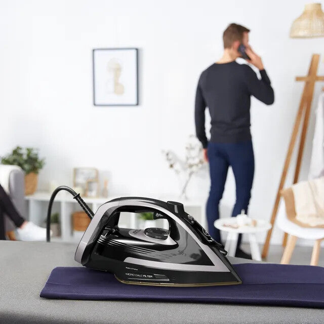 Tefal Puregliss FV8062E0 strygejern Tør & dampstrygejern Durilium AirGlide Autoclean soleplate 3000 W Sort, Grå