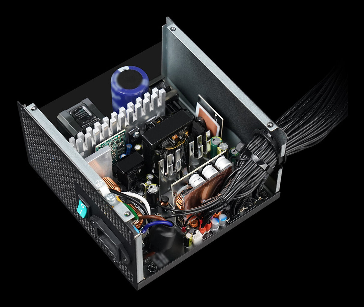 Gamer Storm PN750D enhed til strømforsyning 750 W 20+4 pin ATX ATX Sort