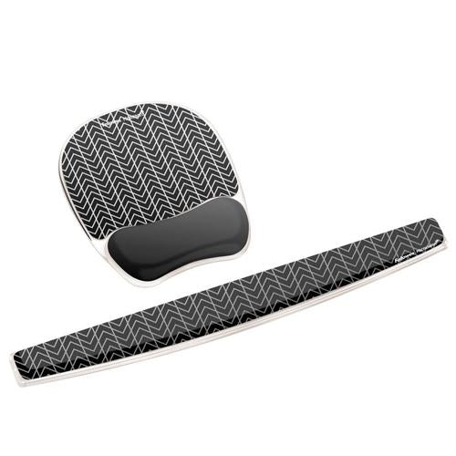 Fellowes Mouse Mat Wrist Support - Photo Gel Mouse Pad with Non Slip Rubber Base & Antibacterial Protection - Ergonomic Mouse Mat for Computer, Laptop, Home Office Use - Chevron