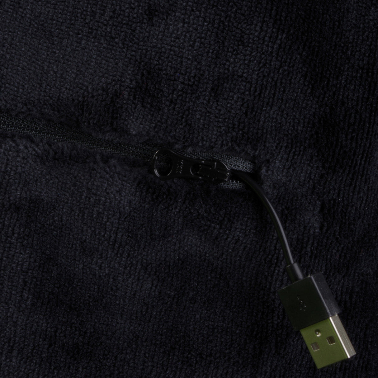 Glovii opvarmet halstørklæde. Sort