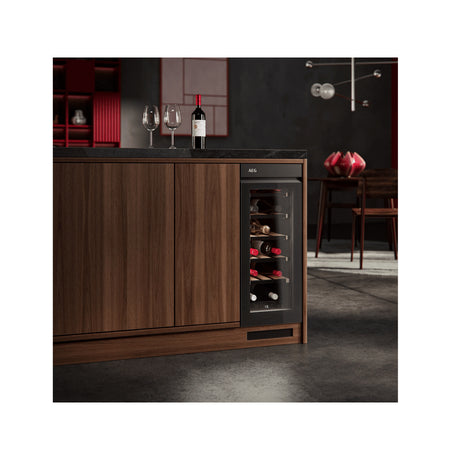 AEG NSW8S823GT fritstående vinkøleskab