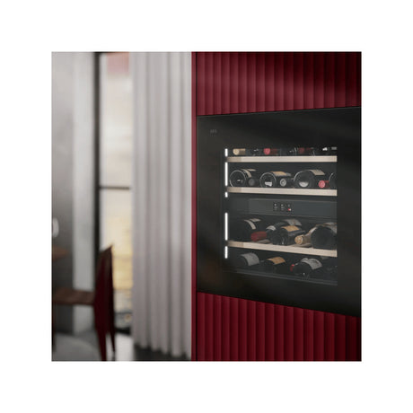 AEG AWCD280B6B integrerbart vinkøleskab