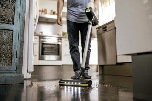 Kärcher Dulki? siurblys VC 6 Cordless ourFamily Baterija Plus Stick vacuum Battery Dry HEPA Bagless 0.8 L 18 W White 2.5 Ah
