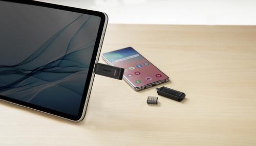 Kingston Technology DataTraveler 128GB USB-C 3.2 Gen 1 70