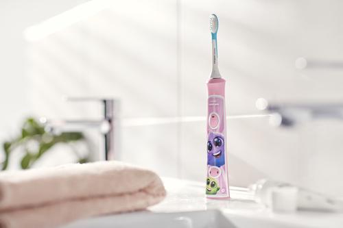 Philips Sonicare For Kids Built-in Bluetooth(R) Sonic electric toothbrush